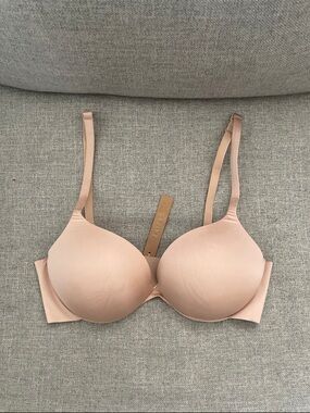 Skims ultimate push up plunge bra NWT